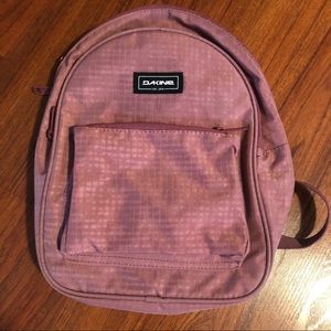 Dakine 7L Mini Backpack in great condition.